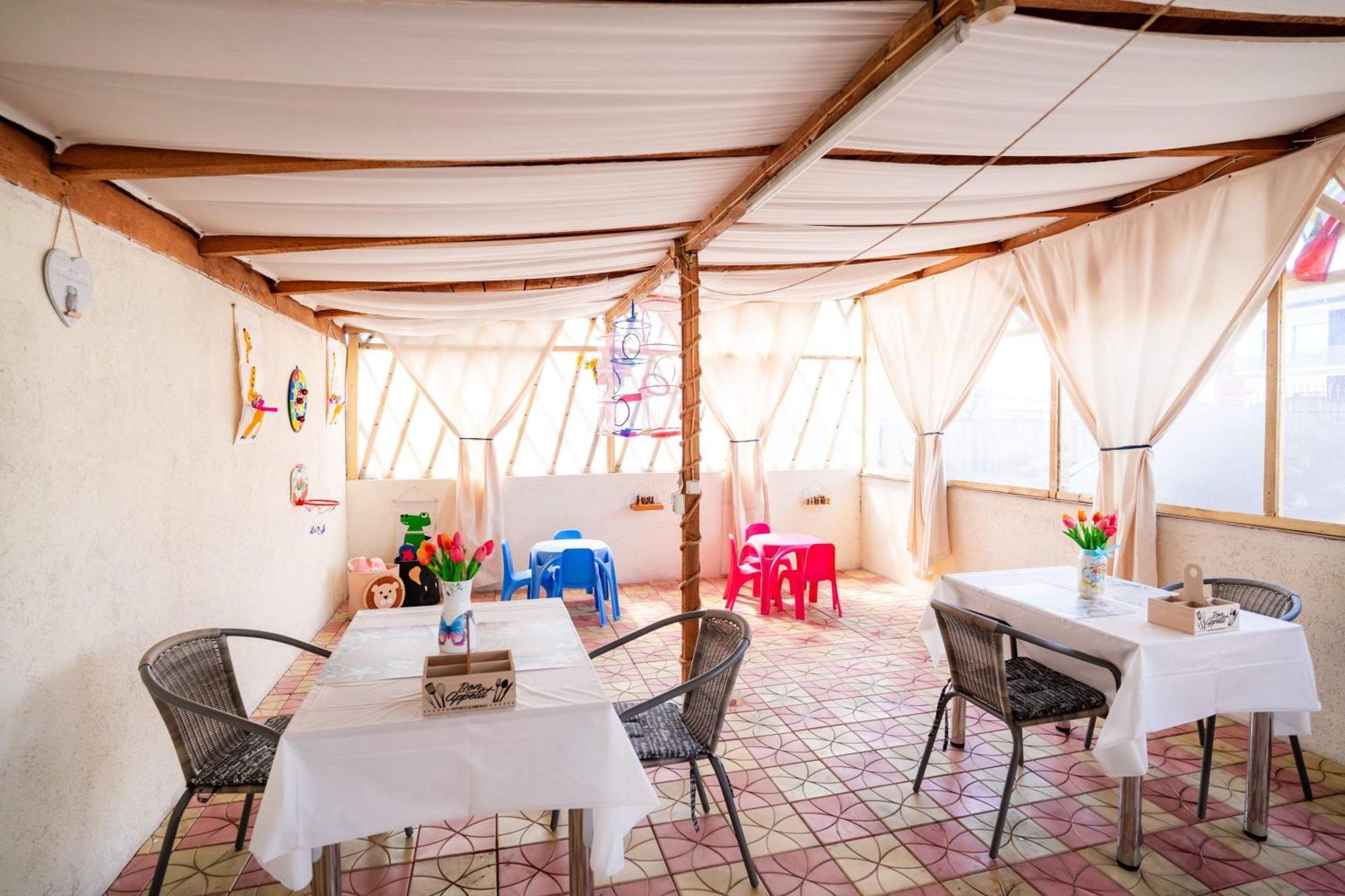 ホテル Casa Irina 2Mai ドウア・マ エクステリア 写真