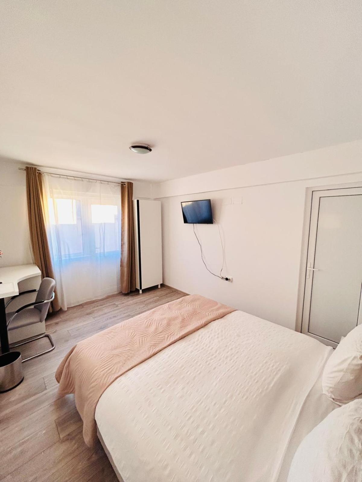 ホテル Casa Irina 2Mai ドウア・マ エクステリア 写真